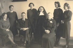 Soest van 19030811 Petronella, Soest van 19070625 Wilhelmina, Soest van 18710226 Arnoldus, Soest van 19260117 Josephina, Soest van 19051122 Anna, Freulich 18770930 Jacoba, Soest van 19171206 Clara, Soest van 19140123 Maria, professie 1941